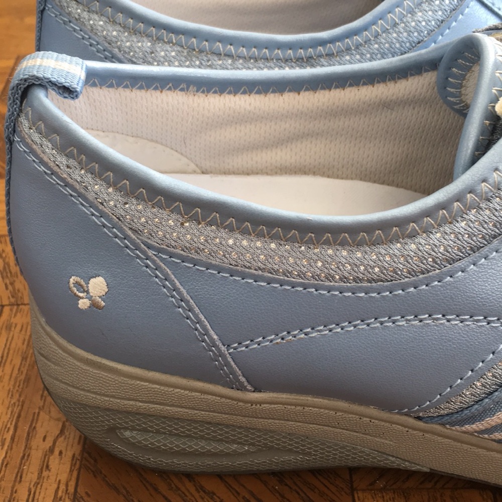 Grasshoppers light blue silver sneakers 7M - Picture 4 of 8